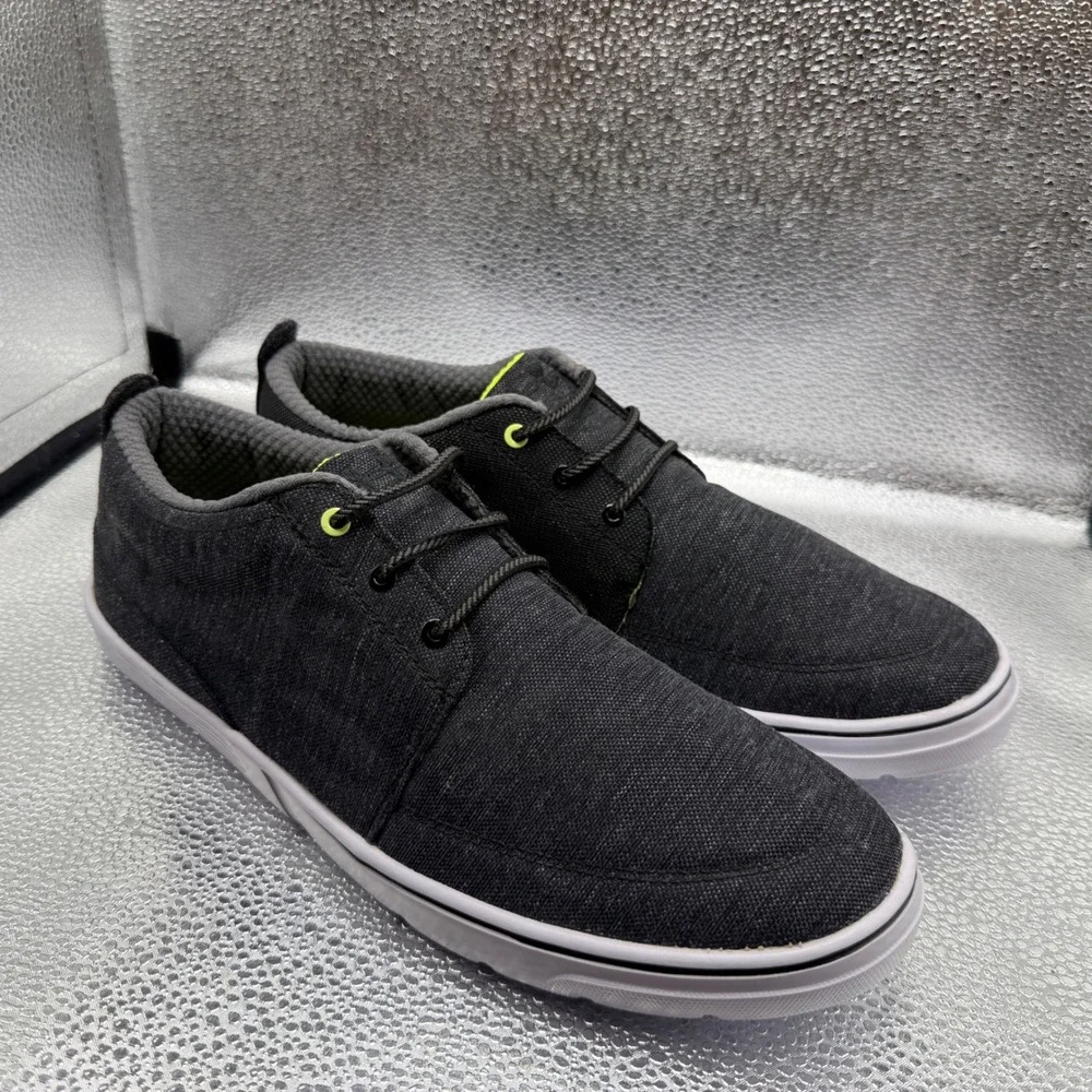 Size 11 Under Armour Street Encounter II Shoes Mens Gray  1266209-001